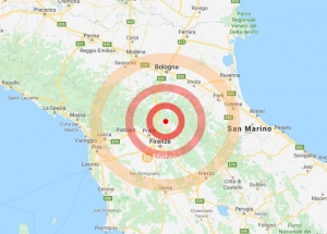In terremoto in Mugello, gente in strada. Ora tutte le verifiche