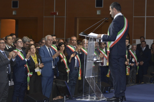 Assemblea Anci ad Arezzo, Decaro: "Pi&ugrave; risorse e meno burocrazia"