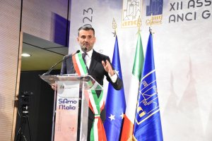 Assemblea Anci Giovani, Decaro: siete gi&agrave; il presente del Paese