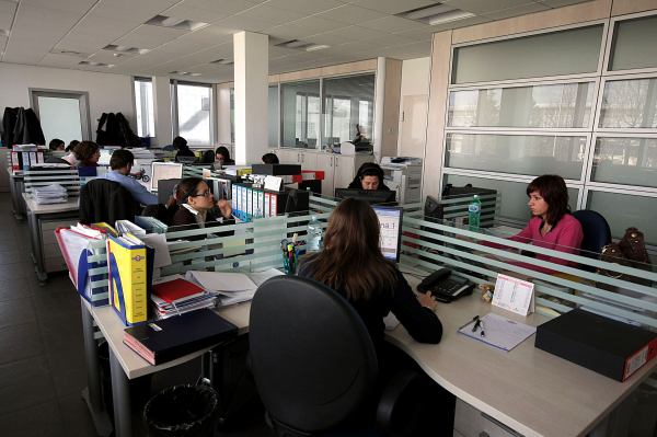 Due nuovi quaderni Anci su contrattazione e assunzioni giovani