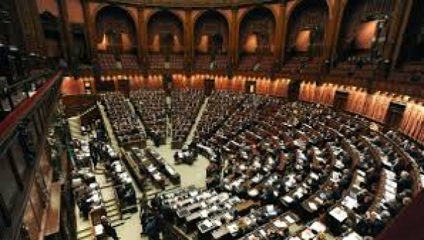 Il testo finale del decreto Enti locali dopo il passaggio in Commissione