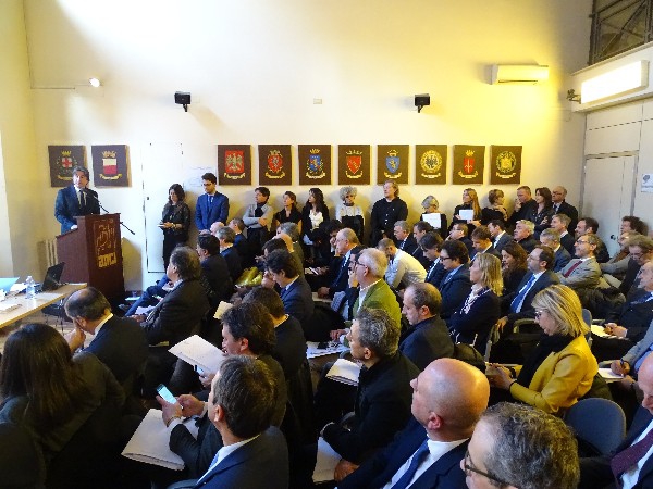 Dl sicurezza, dai sindaci mandato unanime ad Anci per approfondire