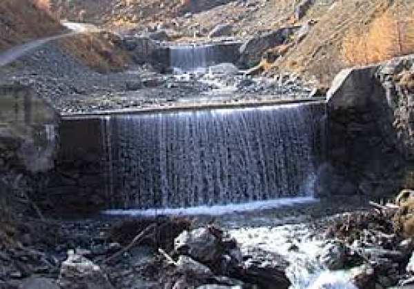 Assegnazione ai comuni di contributi per investimenti relativi a opere pubbliche di messa in sicurezza degli edifici e del territorio