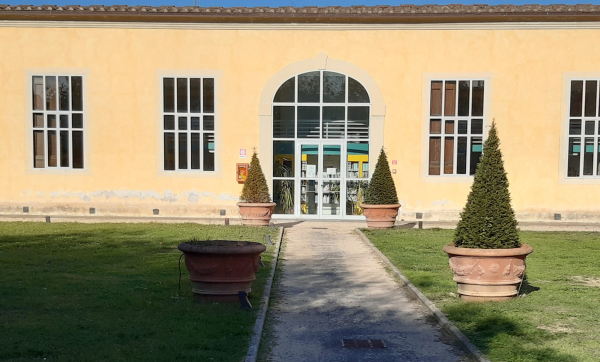 Raccolta fondi alluvione, donazione alla biblioteca di Montemurlo