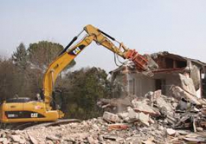 Demolizioni e infrastrutture, arrivano nuove risorse per i Comuni