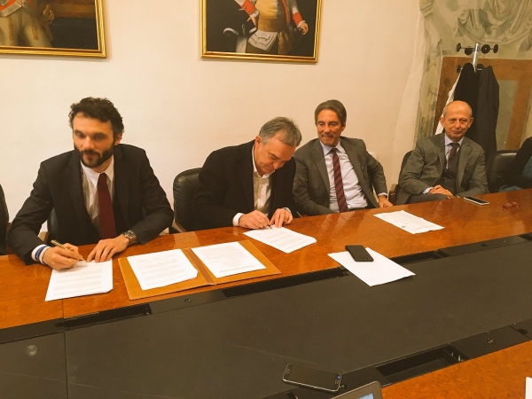 Un numero verde per segnalare laboratori illegali nelle abitazioni